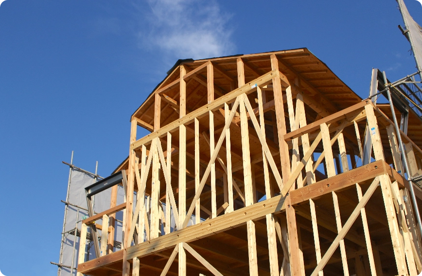 建築中の家